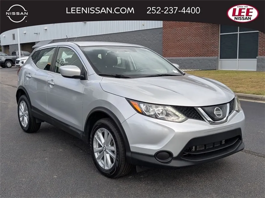 2019 Nissan Rogue Sport S photo 1