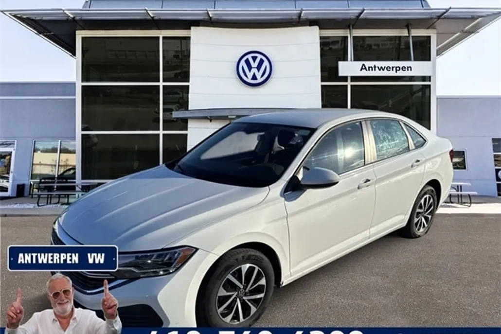2024 Volkswagen Jetta S photo 1