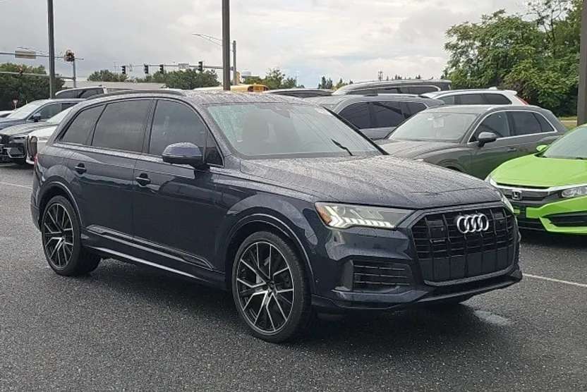 2023 Audi Q7 55 Prestige photo 1