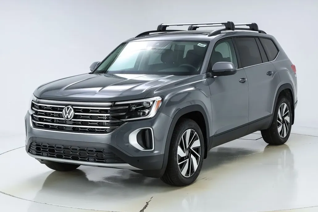 2025 Volkswagen Atlas SE Technology photo 1