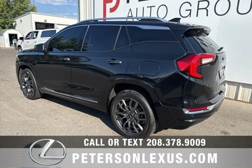 2023 Gmc Terrain Denali photo 1