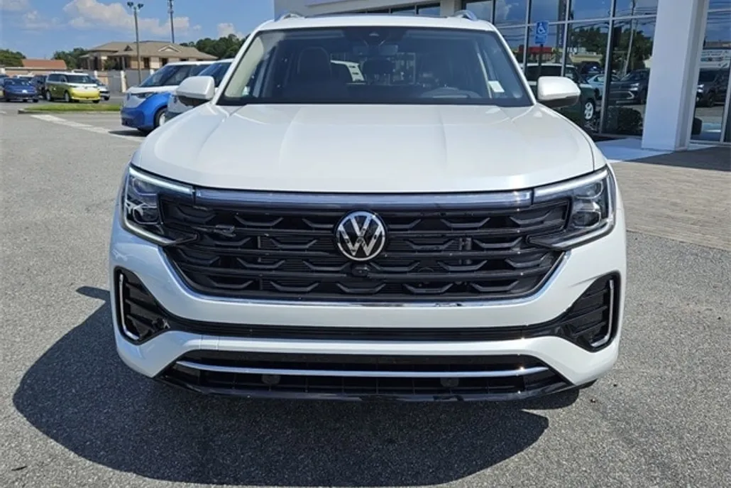 2026 Volkswagen Atlas SEL Premium R-Line photo 1