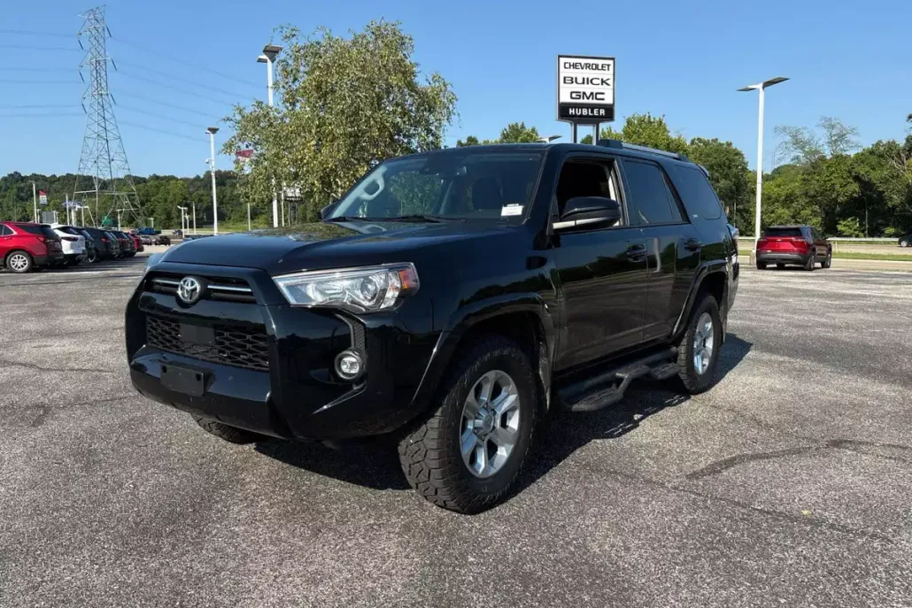 2023 Toyota 4Runner SR5 photo 1
