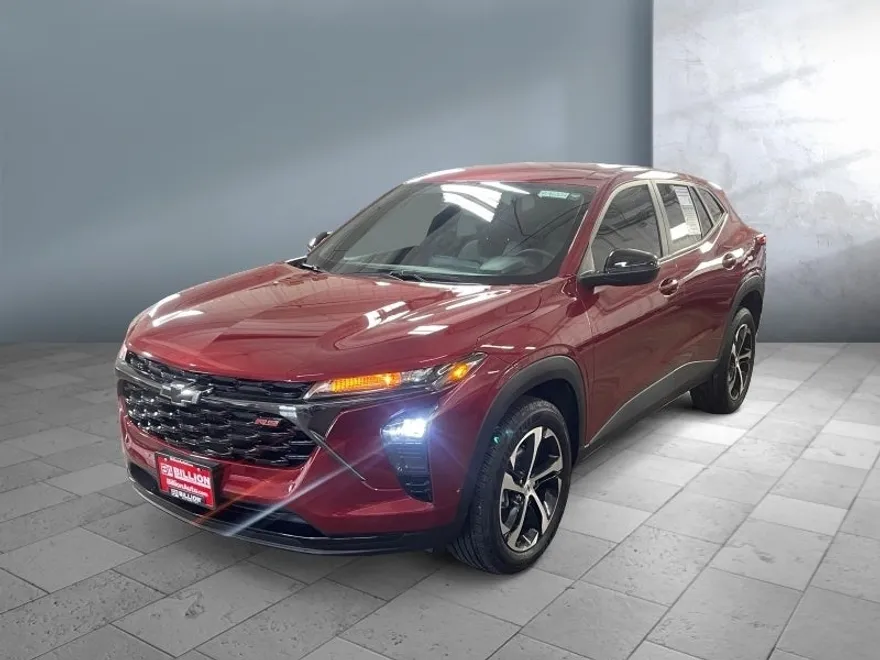2024 Chevrolet Trax photo 1