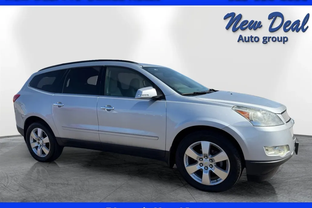 2012 Chevrolet Traverse LTZ photo 1