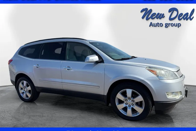 2012 Chevrolet Traverse LTZ photo 1