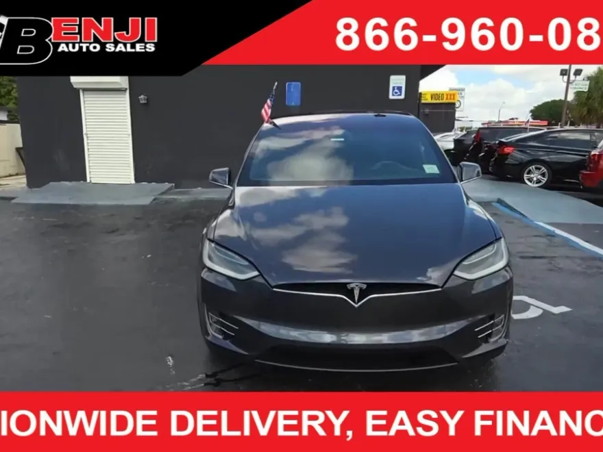 2017 Tesla Model X photo 1