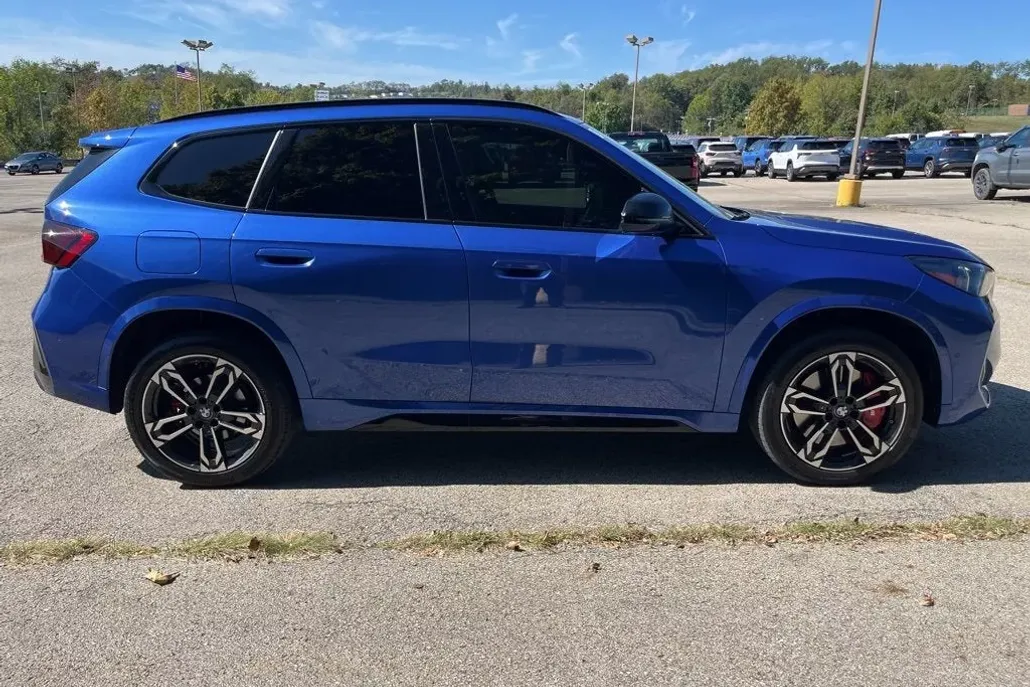 2025 Bmw X1 XDrive28i photo 1