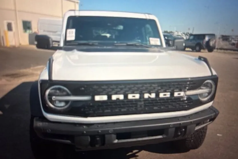 2022 Ford Bronco Wildtrak photo 1
