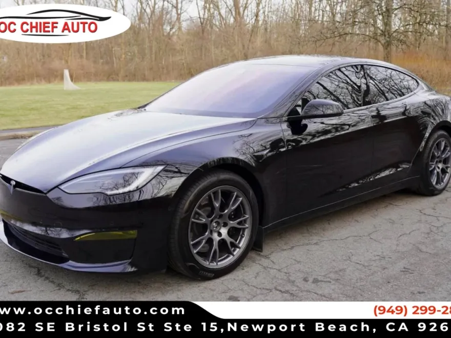 2022 Tesla Model S photo 1