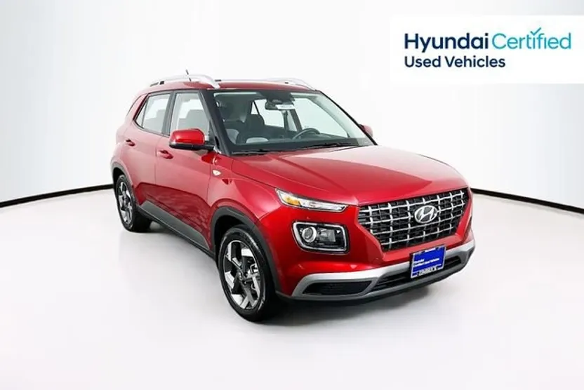 2024 Hyundai Venue SEL photo 1