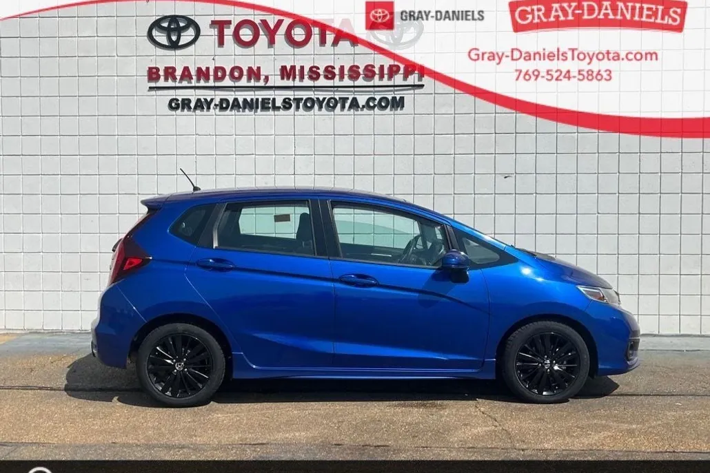 2018 Honda Fit Sport photo 1