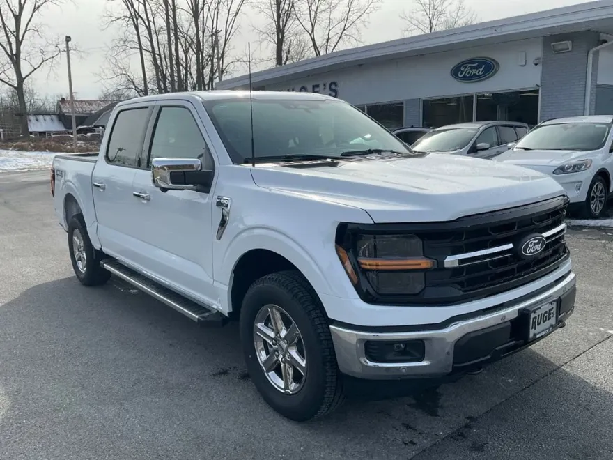 2025 Ford F-150 XLT photo 1