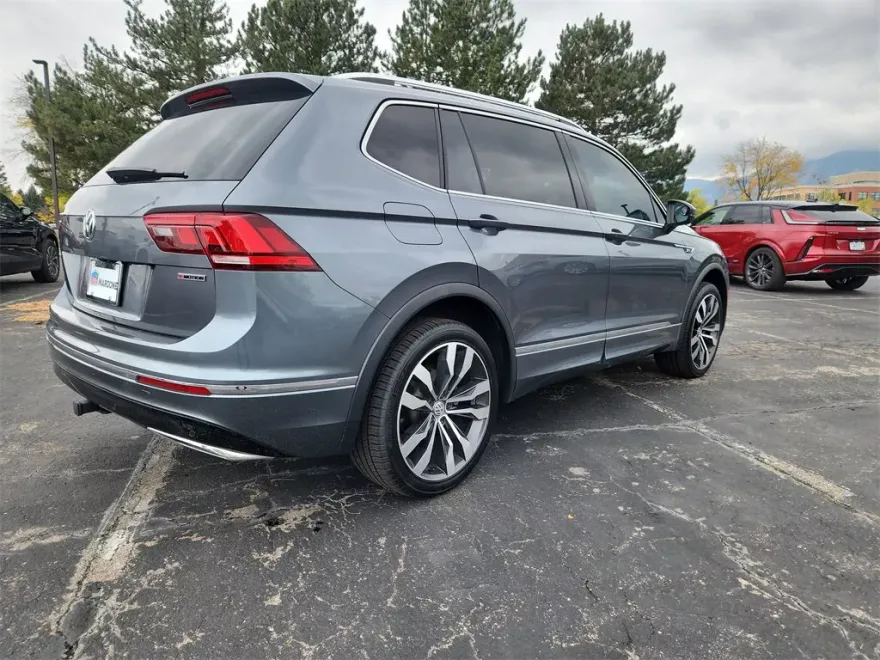 2021 Volkswagen Tiguan SEL Premium R-Line photo 1