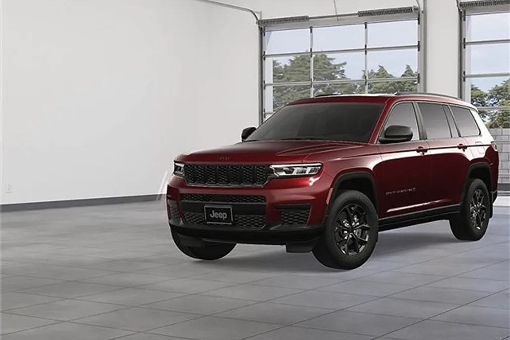 2025 Jeep Grand Cherokee Altitude photo 1