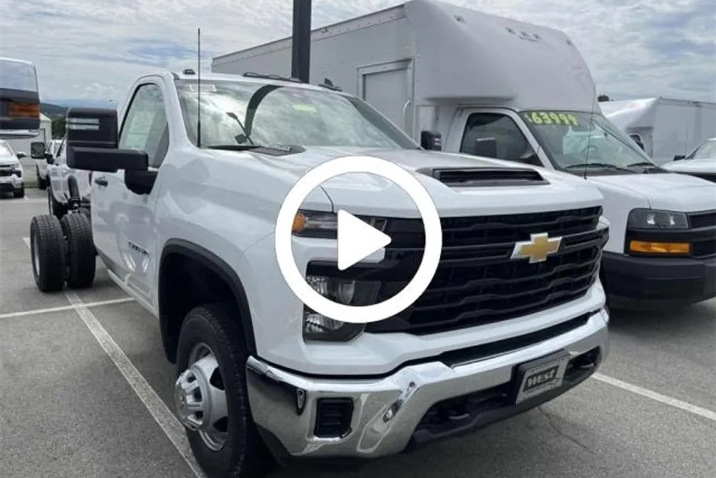 2024 Chevrolet Silverado 3500HD Work Truck photo 1