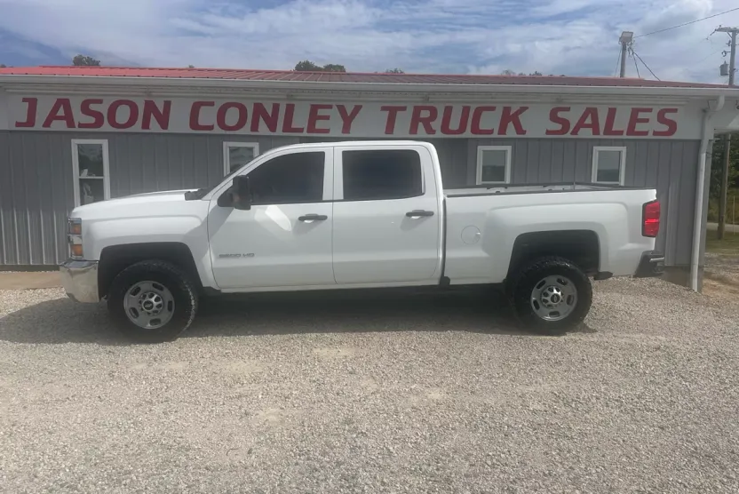 2018 Chevrolet Silverado Work Truck LS Base photo 1