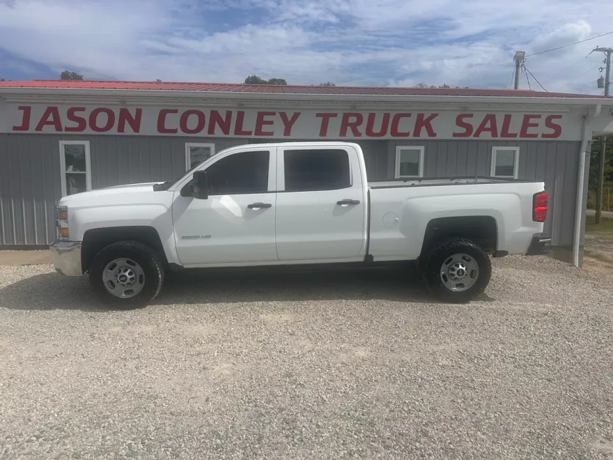 2018 Chevrolet Silverado Work Truck LS Base photo 1
