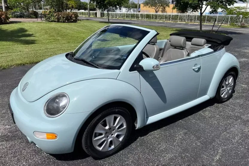 2005 Volkswagen Beetle Convertible GLS photo 1