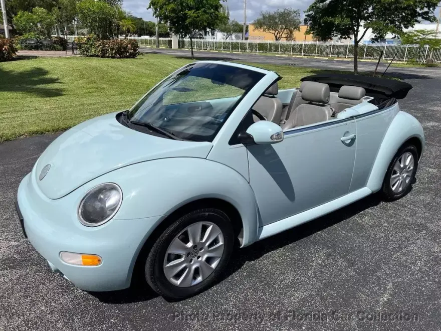 2005 Volkswagen Beetle Convertible GLS photo 1