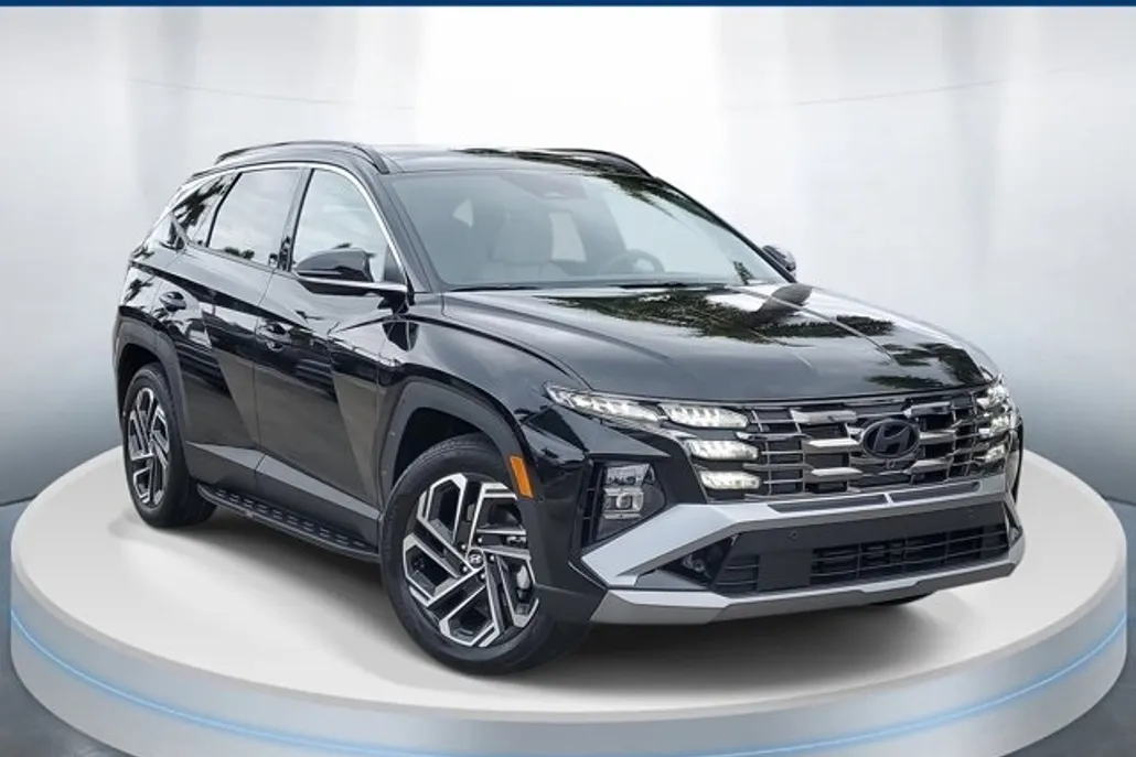 2025 Hyundai Tucson Limited photo 1
