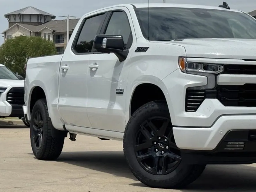 2026 Chevrolet Silverado 1500 RST photo 1