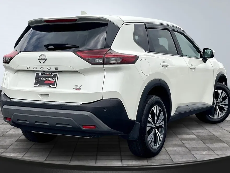 2023 Nissan Rogue SV photo 12