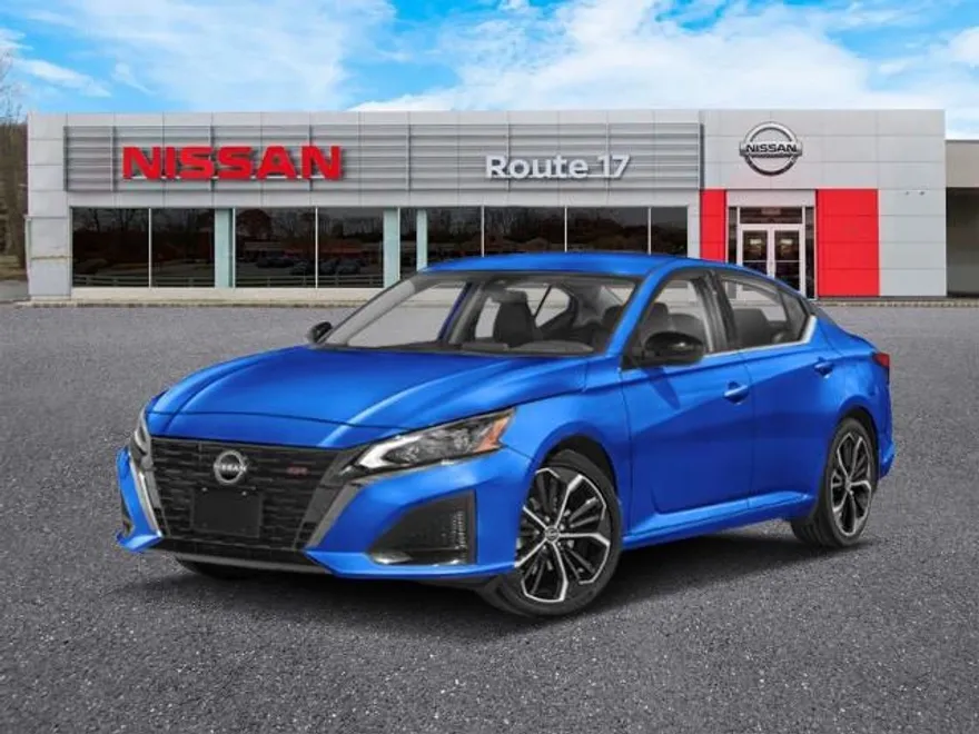 2025 Nissan Altima SR photo 1