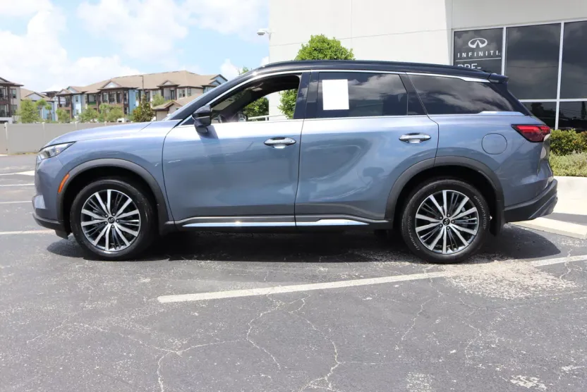 2023 Infiniti QX60 Autograph photo 1