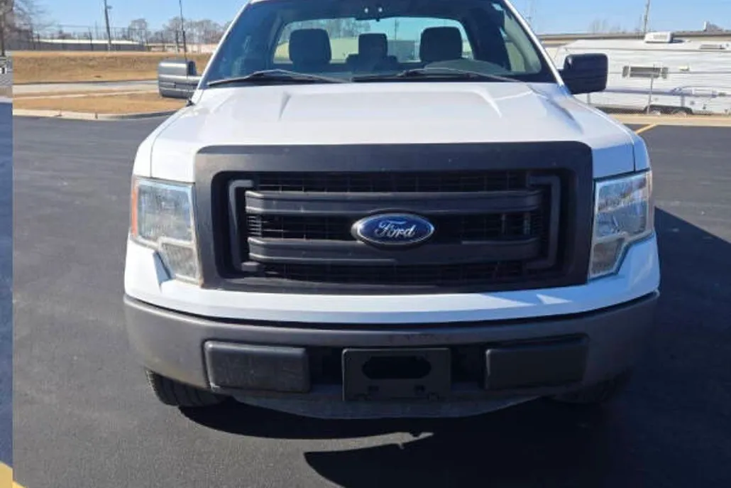 2013 Ford F-150 XL photo 1