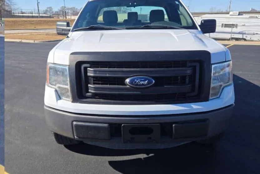 2013 Ford F-150 XL photo 1