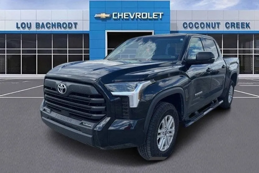 2023 Toyota Tundra SR5 photo 1