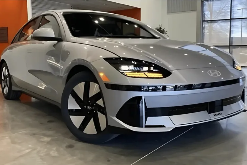2025 Hyundai Ioniq 6 SE photo 1
