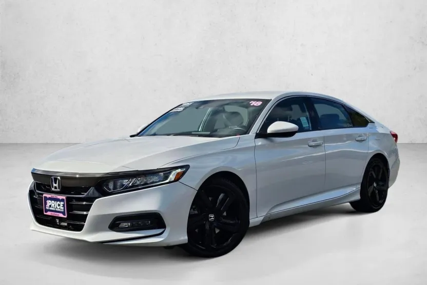 2018 Honda Accord Sport photo 1
