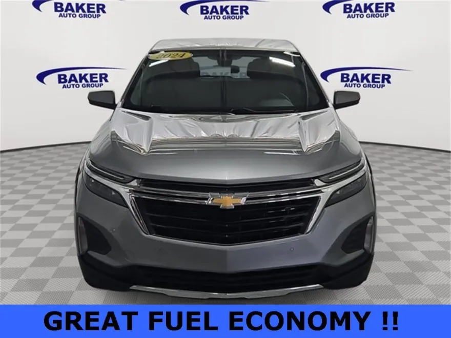 2024 Chevrolet Equinox LT photo 1