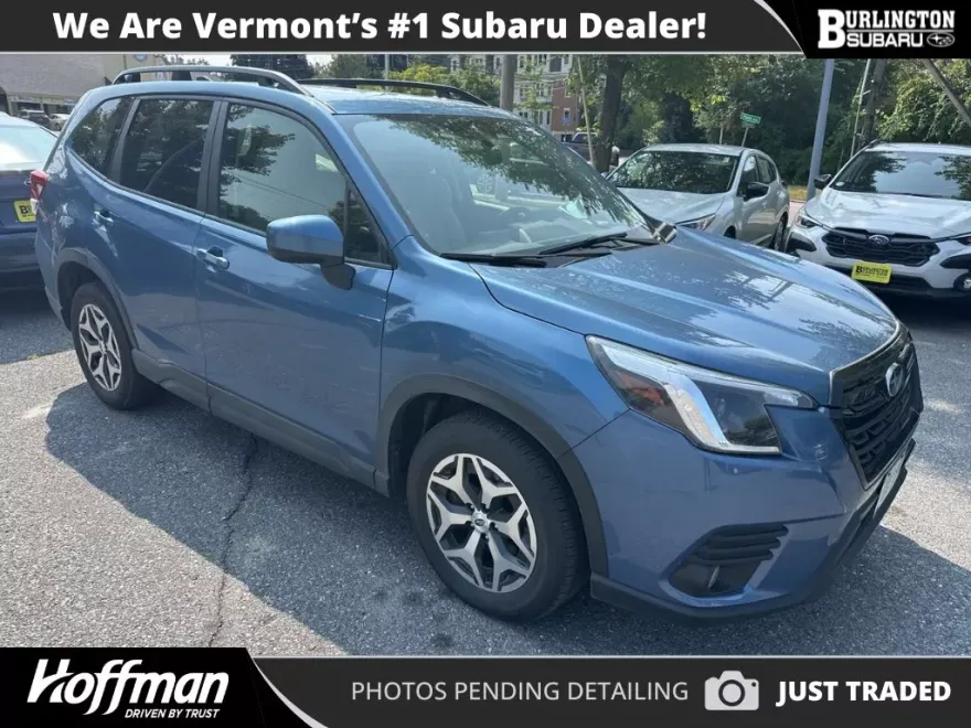2023 Subaru Forester Premium photo 1