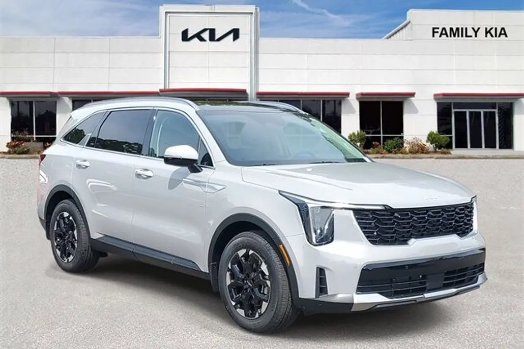 2026 Kia Sorento S photo 1