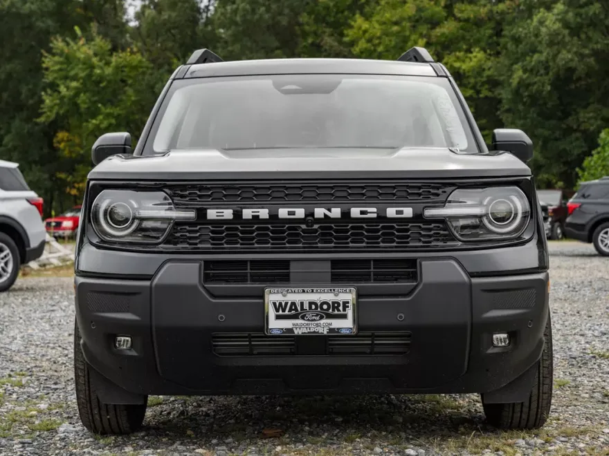 2025 Ford Bronco Sport Outer Banks photo 1