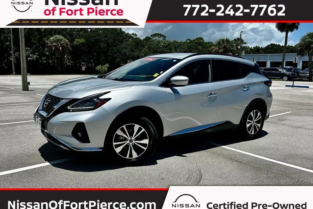 2023 Nissan Murano SV photo 1