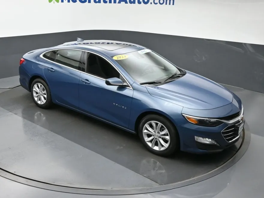 2024 Chevrolet Malibu 1LT photo 1