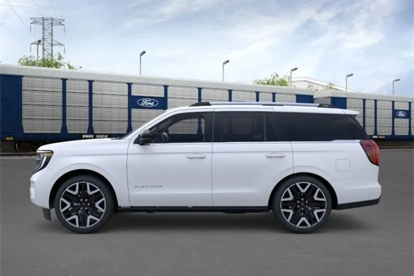 2025 Ford Expedition Platinum photo 1