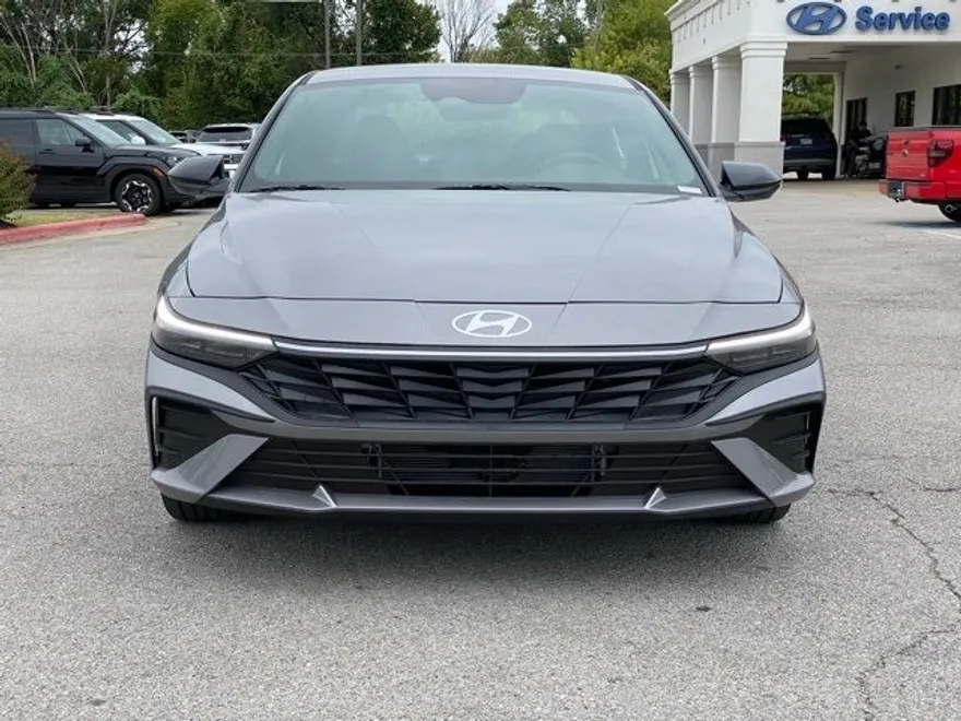 2025 Hyundai Elantra Hybrid SEL Sport photo 1