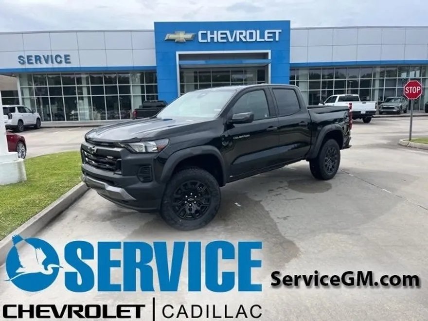 2025 Chevrolet Colorado Trail Boss photo 1