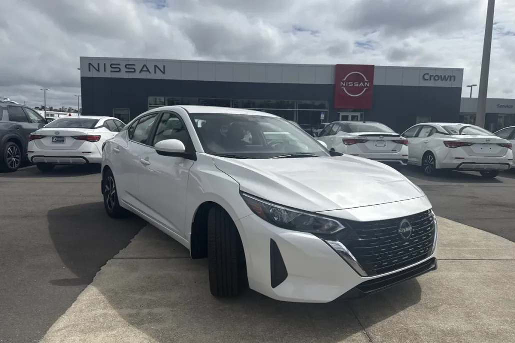 2025 Nissan Sentra SV photo 1