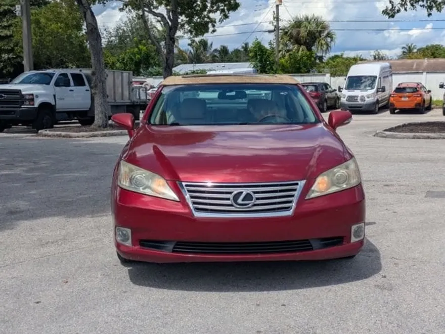 2011 Lexus ES 350 photo 1