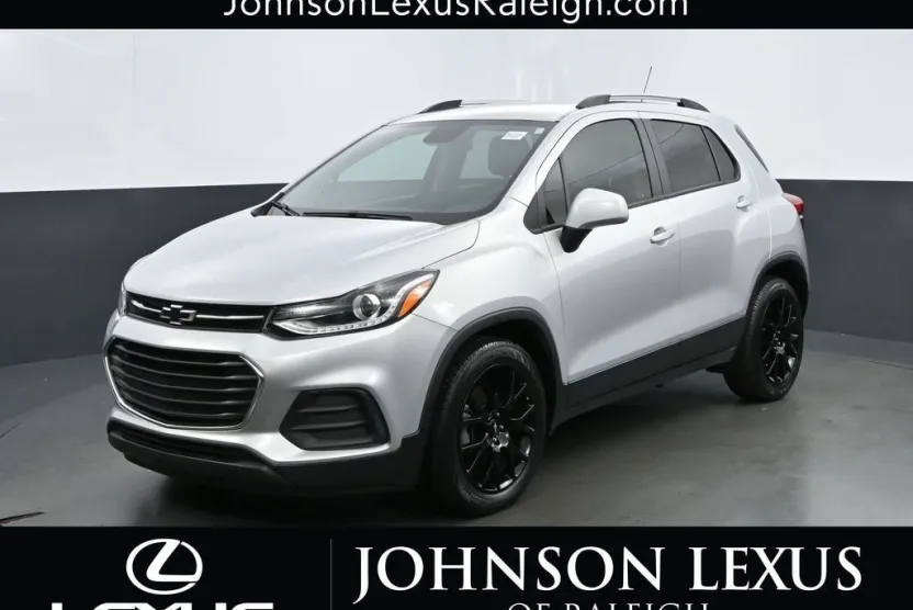 2021 Chevrolet Trax LT photo 1