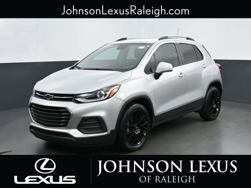 2021 Chevrolet Trax LT photo 1