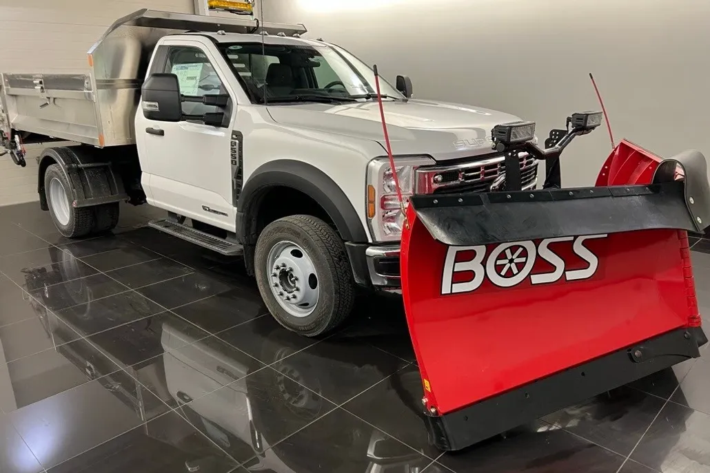 2024 Ford F-550 XL photo 1