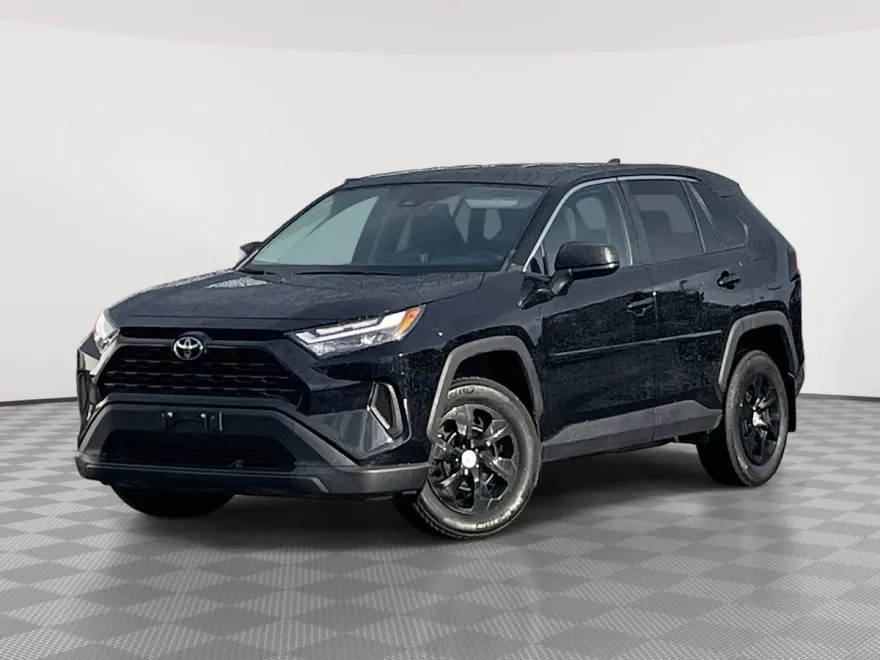 2023 Toyota RAV4 LE photo 1