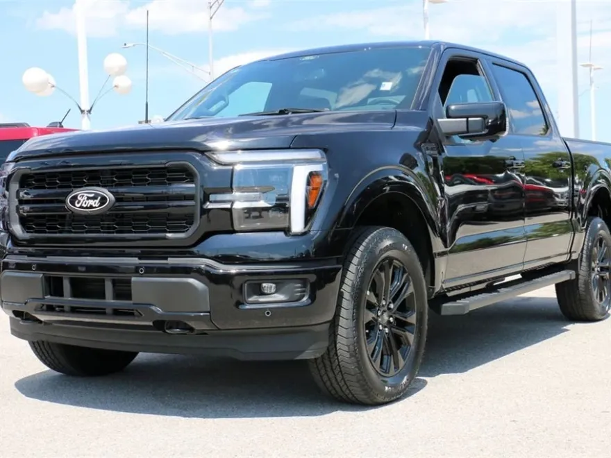 2025 Ford F-150 Lariat photo 1